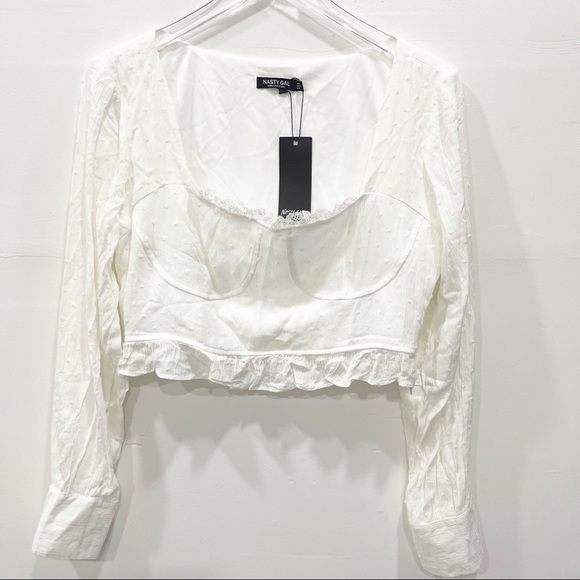 Nasty Gal Cupped Square Neck Ruffle Hem Blouse in White Size 6 New - Picture 2 of 12